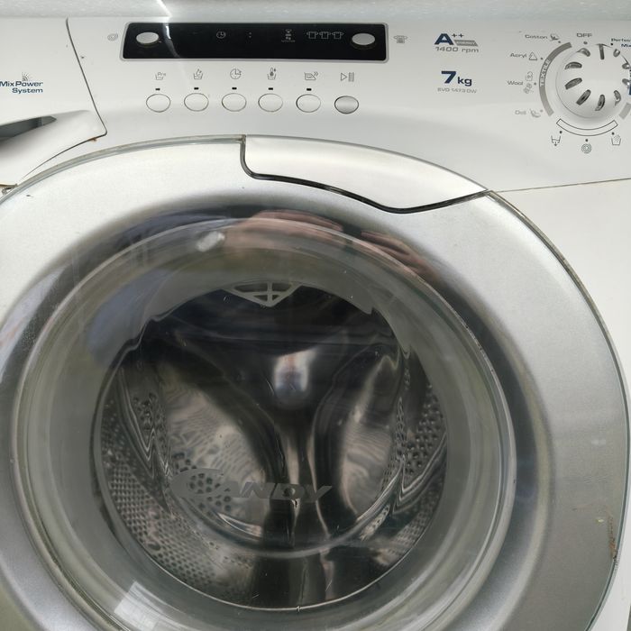 Пералня Канди работеща