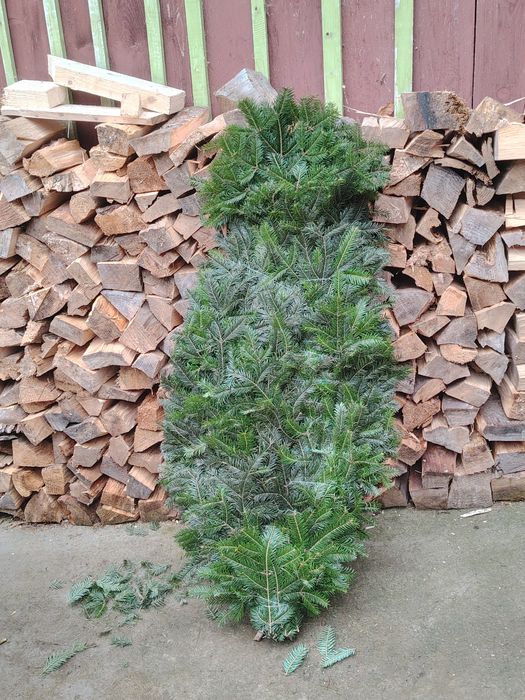 Coroane naturale lucrate manual doar pe comandă