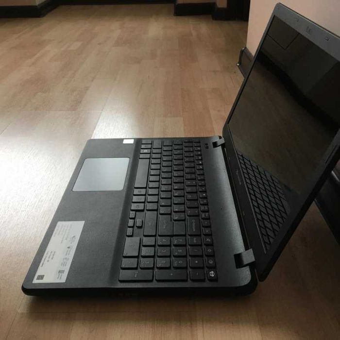 новый ноут 15,6"/4ядра/8Gb/500Gb/11 часов от батареи/Win10/доставка