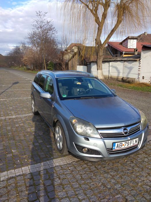 Vând opel astra H