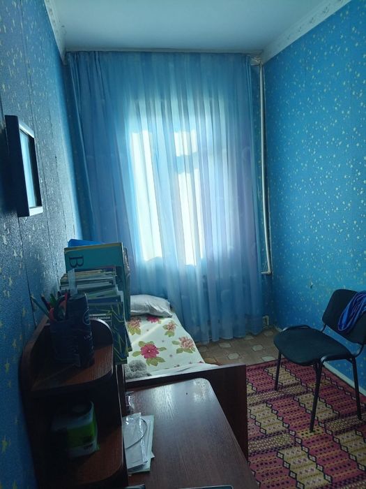 3 xonali uy sotiladi