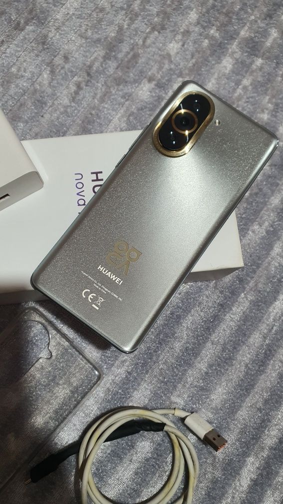 Huawei nova 10 pro