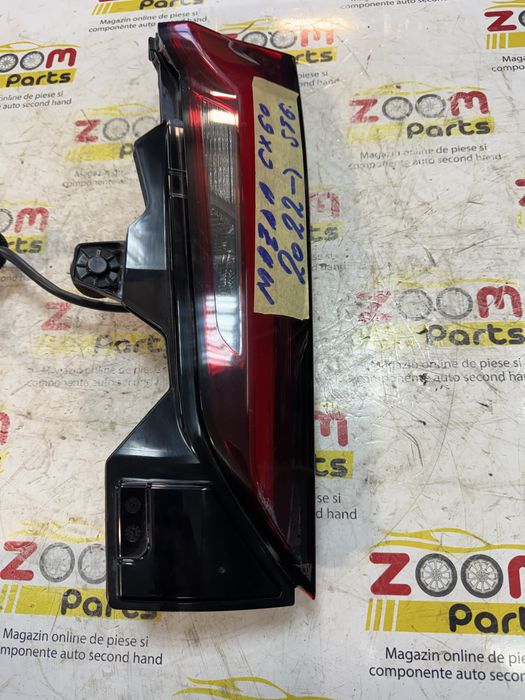 Lampa stop spate stanga pe haion Mazda CX60