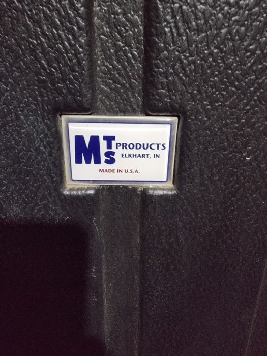 Case pentru mixer pasive si active este compatibil cu dynacordu yamaha