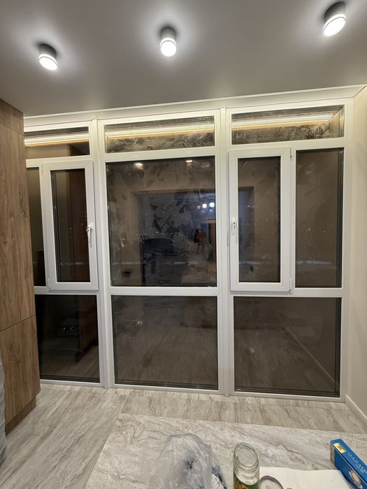 Продам панорамное окно на балкон