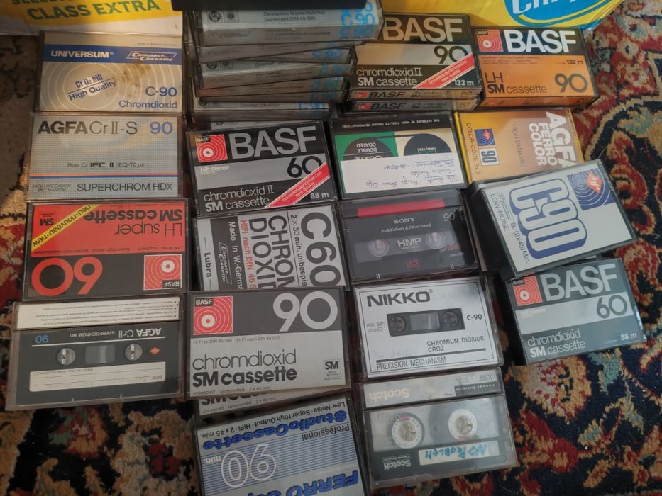 Vand diverse casete audio