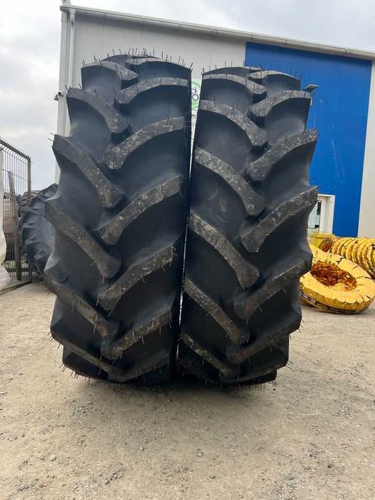 18.4-30 cu 16 pliuri cauciucuri noi marca PANTHER pentru tractor