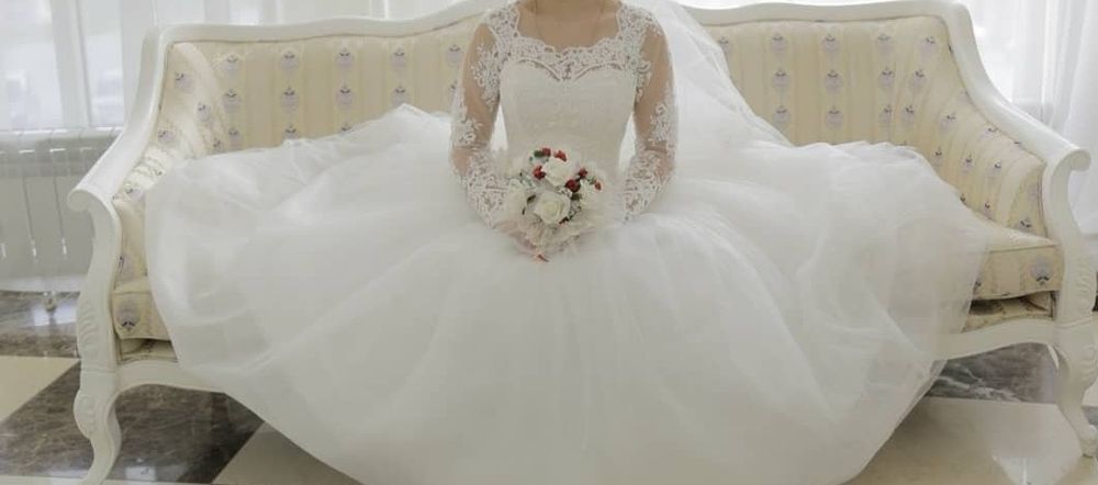 Свадебное платье