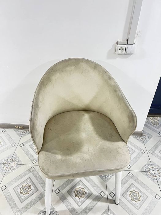 Har turdagi stullar uchun chexol