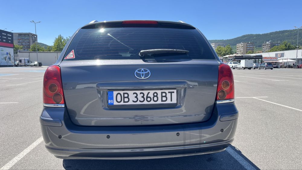 Тойота Авенсис Т25