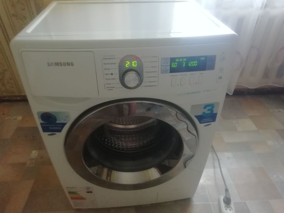 Продам стиральную машину