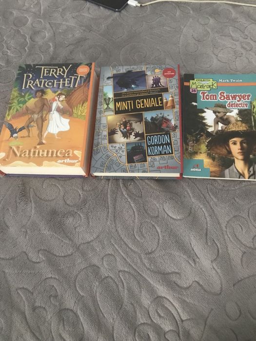 Lot3 carti ,pret  70lei