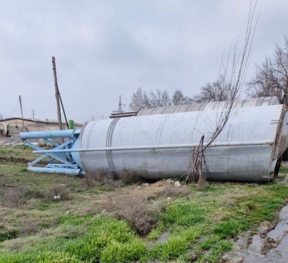 Бункер цистерна,  Башна ёмкость бор
