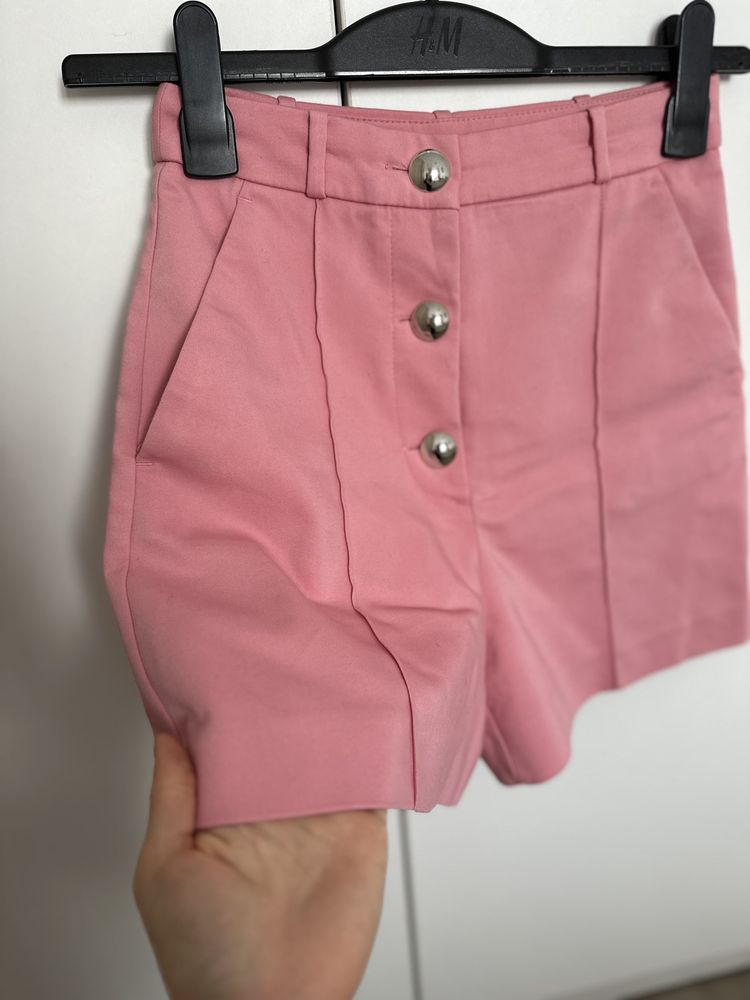 Pantaloni scurti eleganti Zara