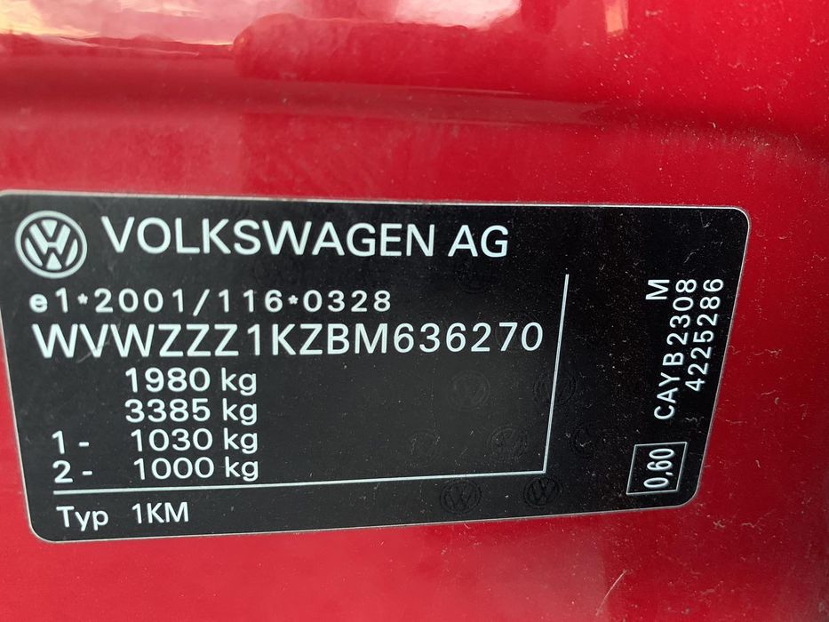 Фолксваген Голф 6 комби 1.6 тди 105 коня 2011год