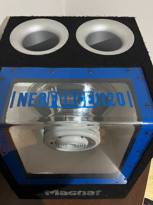 Pachet Subwoofer Magnat Neoforce 1120, amplificator JBL, condensator