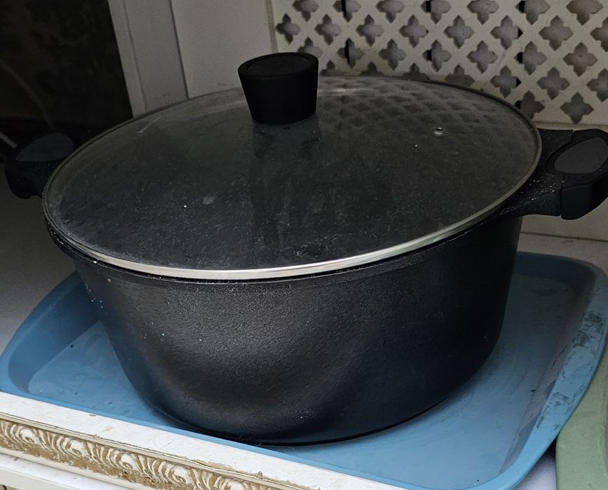 Продам б/у кухонную посуду