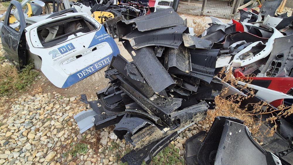 Pulpa prag aripa bucata prag dacia Logan sandero 2013 2020 piese stâlp