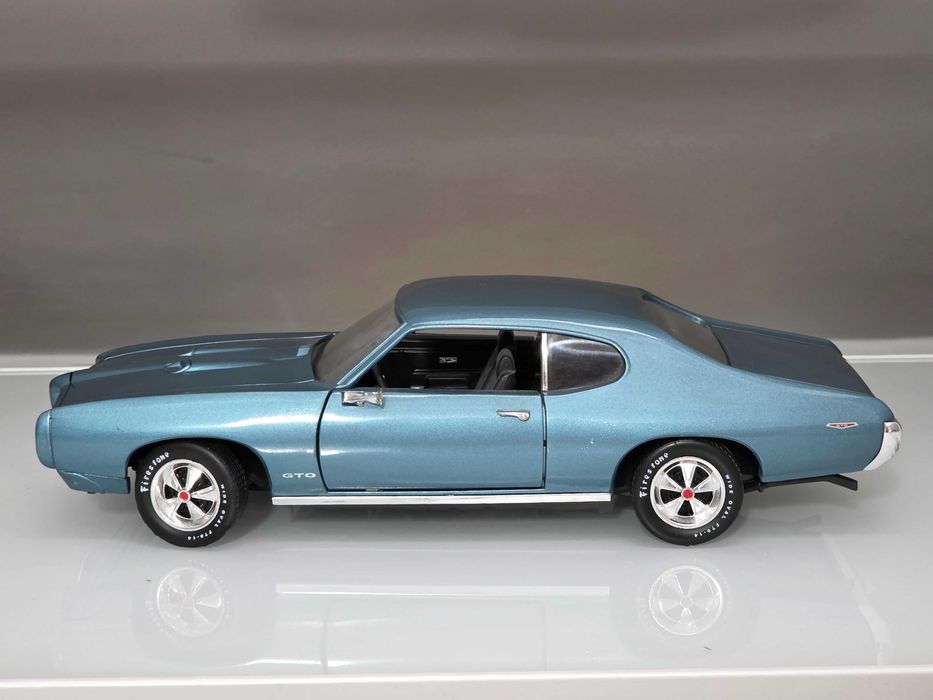 Macheta Auto 1/18 ERTL Pontiac GTO 1969 Blue