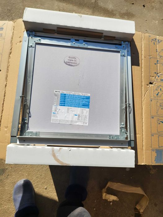 Trapa de vizitare in plafoane de rigips 400x400 mm