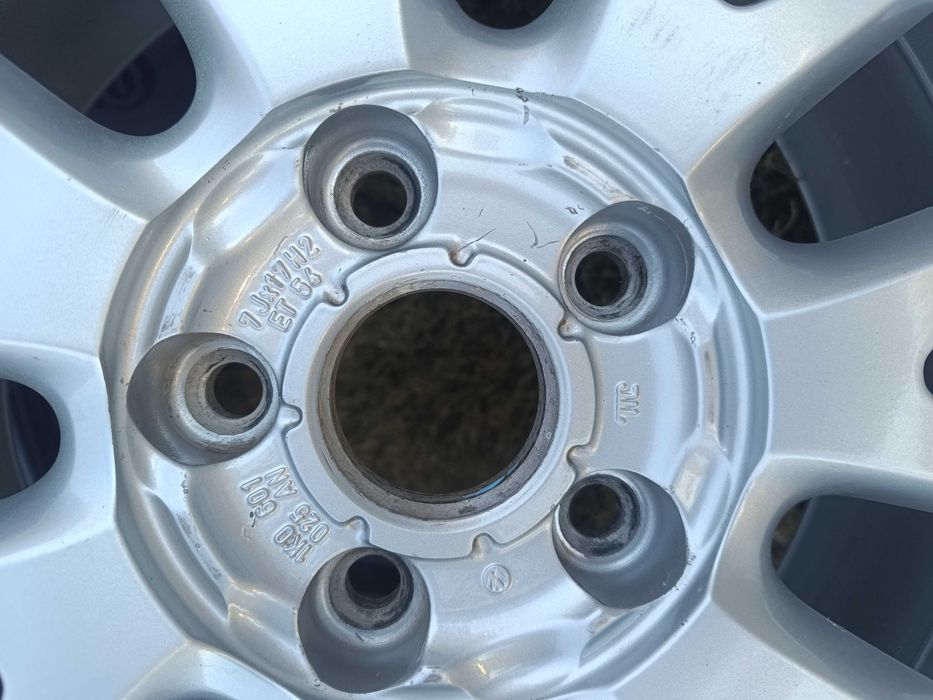 ОРИГИНАЛНИ джанти с гуми 17 ' 5x112 57,1 ФОЛКСВАГЕН / VW GOLF TOURAN