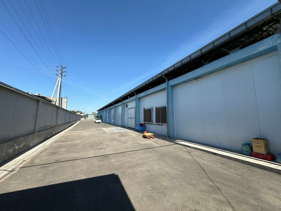 Продаётся 5 000 м² промхолодильник.