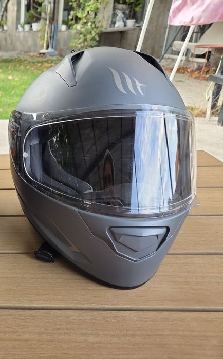 Каска MT ползвана няколко пъти