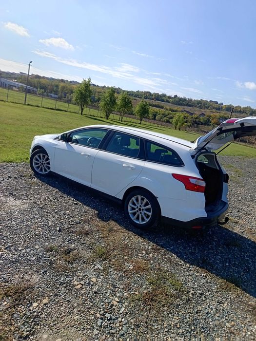 Vând Ford Focus an 2012