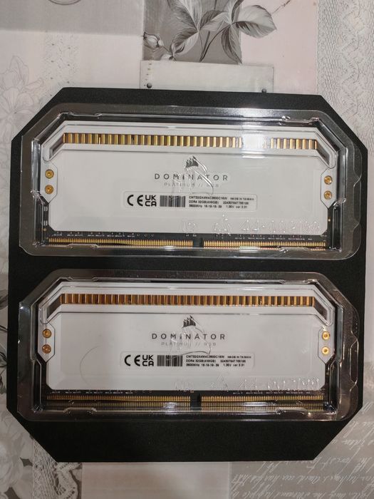 Corsair Dominator Platinum  RGB DDR4 32Gb Ram