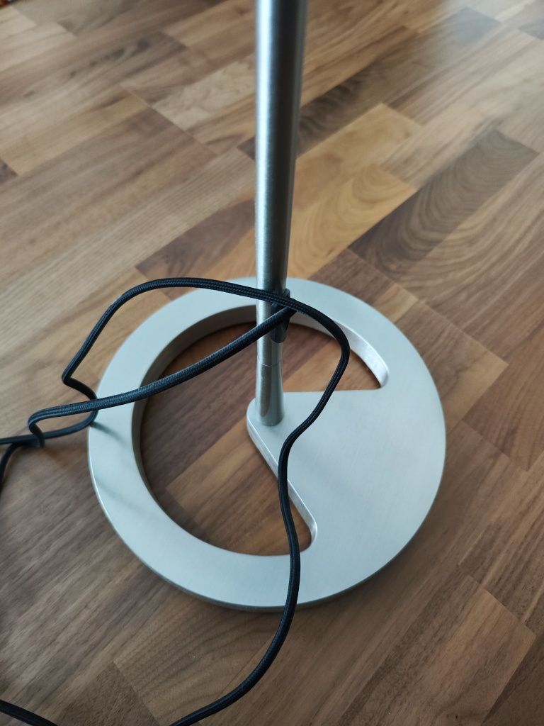 Lampa verticala moderna Ikea