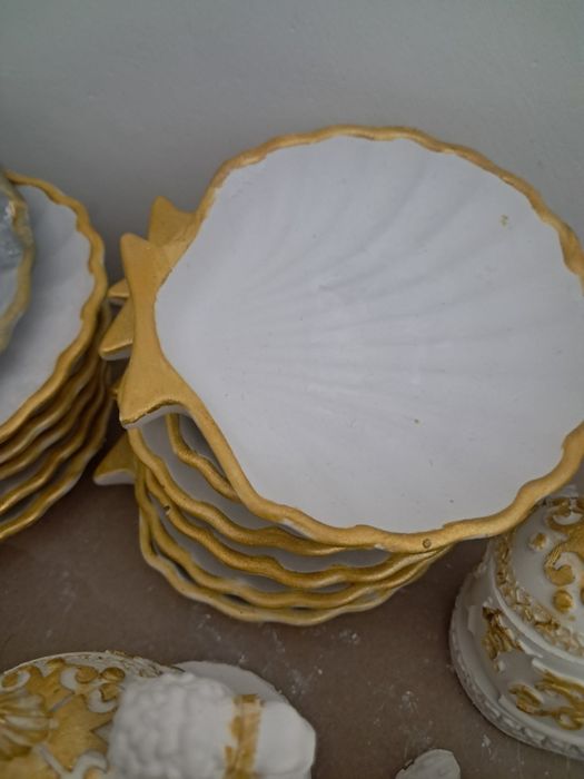 Тойбастар из гипса