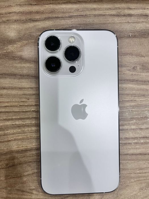 Продам Iphone 13 pro 256gb white