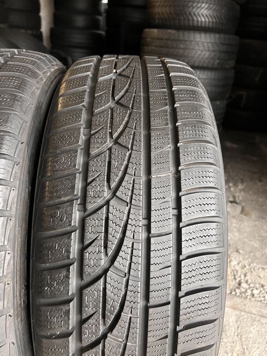 2 anvelope iarna 215/55/17 , Hankook , 7.6 mm