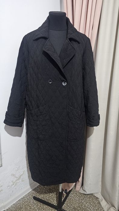 Стильное стеганное пальто на осень L-XL