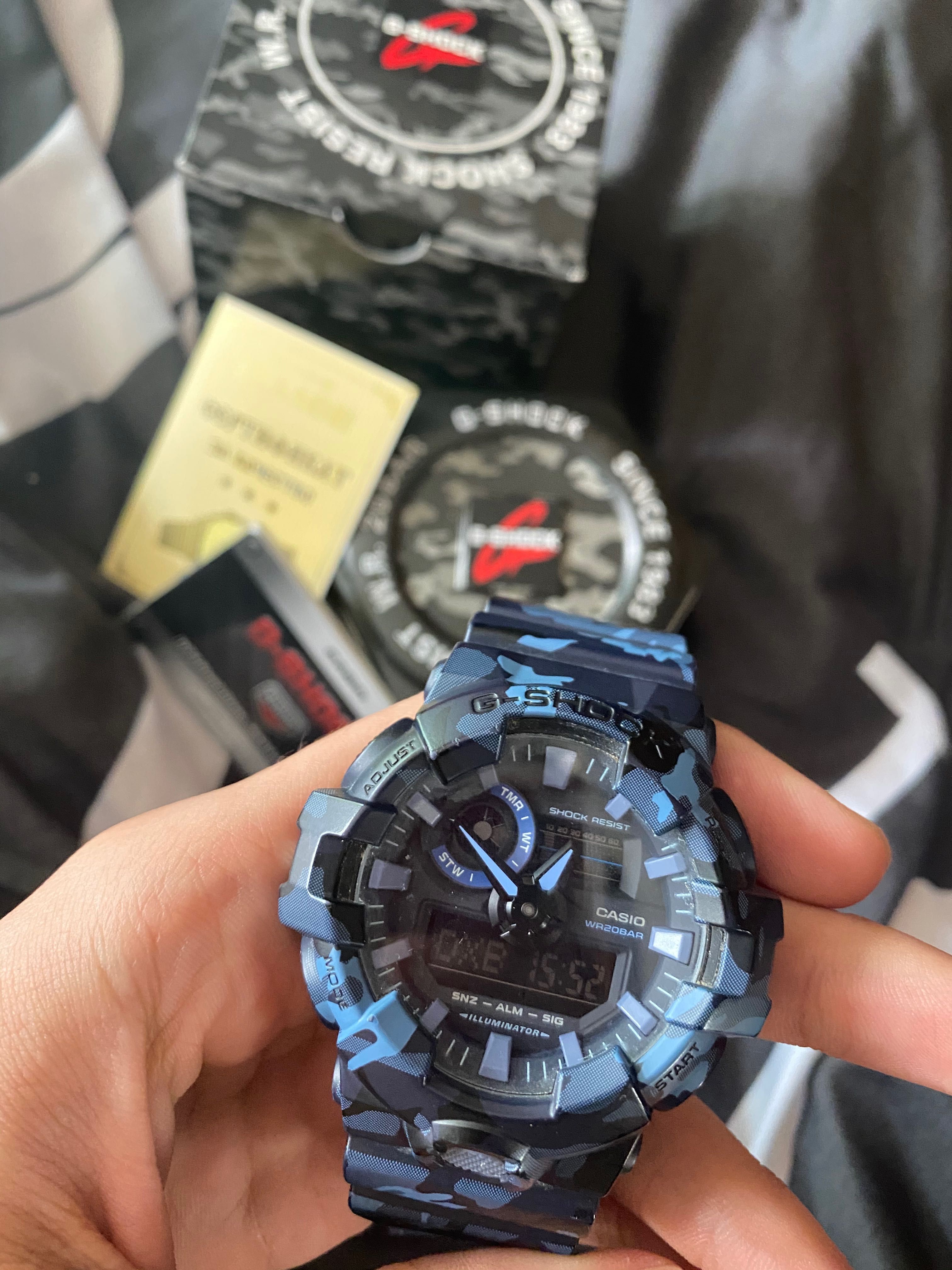 Часовник G-Shock