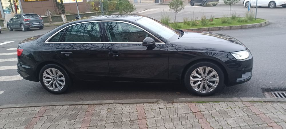 AUDI A 4 volan dreapta an 2021