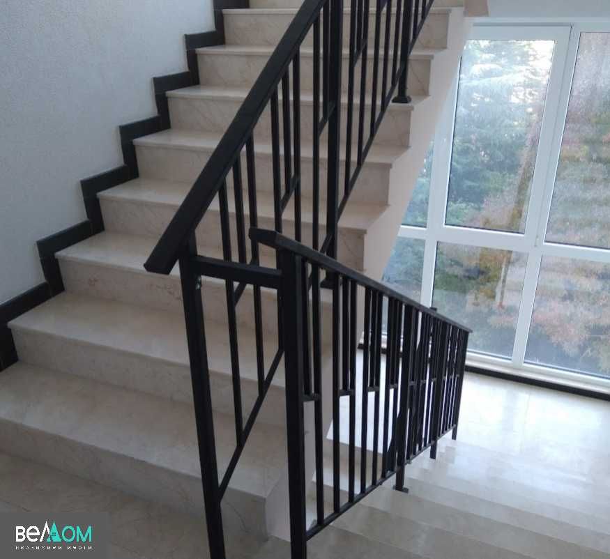 Дава се под наем Тристаен апартамент в Варна, Бриз - 96 кв.м за 1200 € - Снимка #15