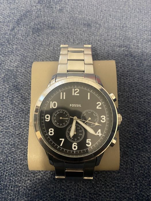 Ceas fossil argintiu