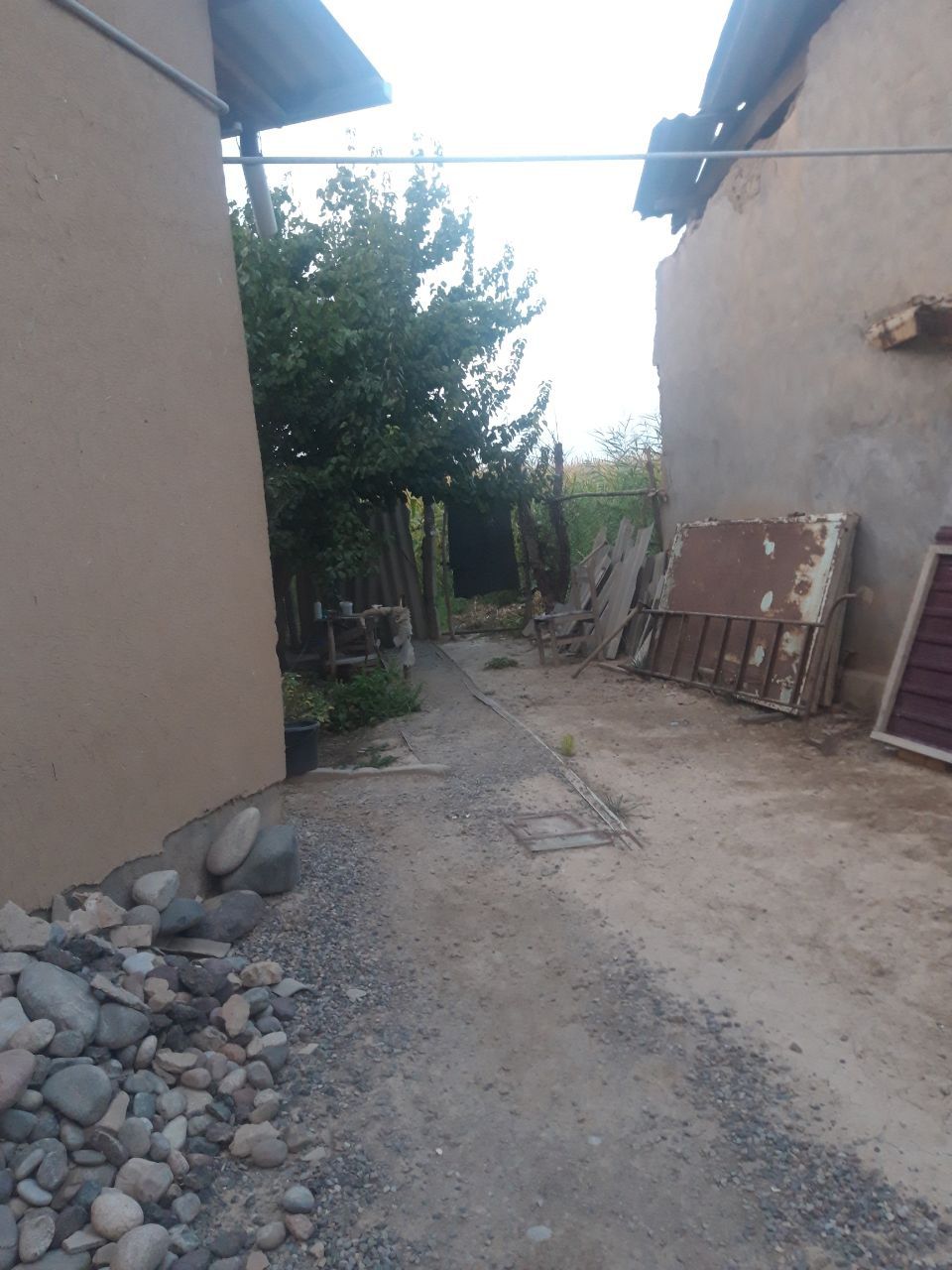 Xovli uy 2sotixdan ortiq