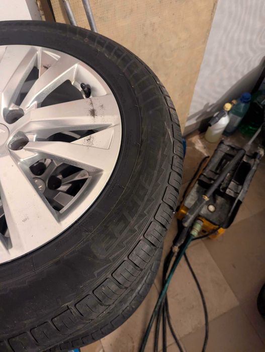 Set 4 Anvelope Vara Windforce 215 65 17