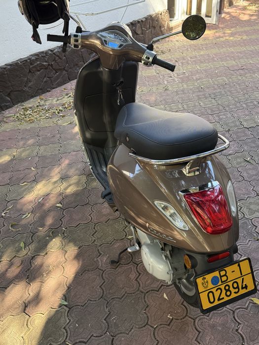 Vespa primavera