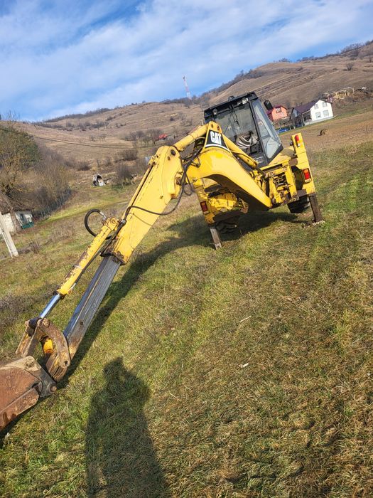 Dezmembrez buldoexcavator caterpilar 428 B