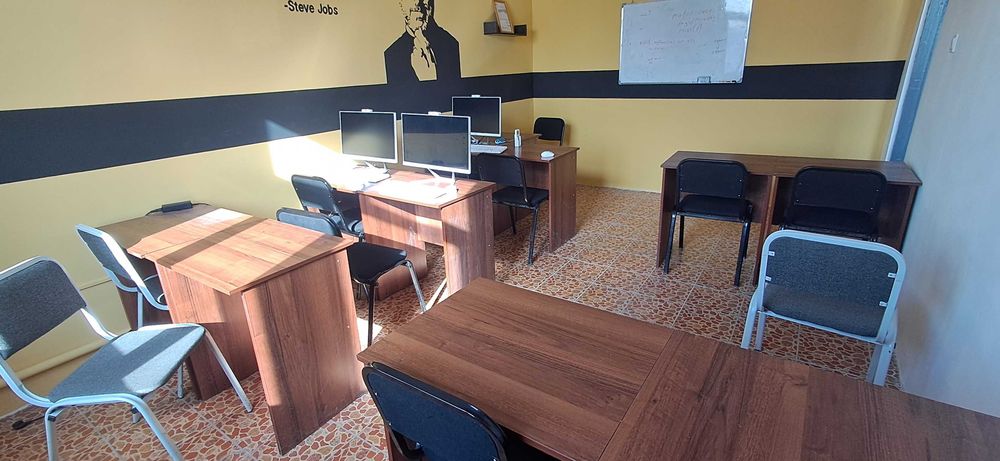 O'quv markaz jihozlari sotiladi, Parta, kursi