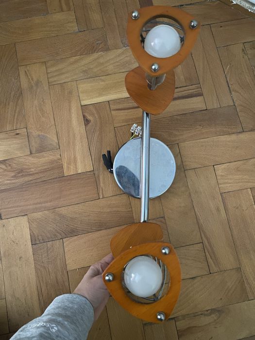 Vand lustra moderna stare buna