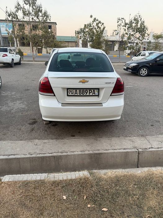 Nexia 3  2019 yili kraska toza Orqa kreloda ozro vakum qilingan koson