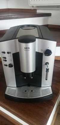 Espresor cafea AEG CaFamosa by Electrolux