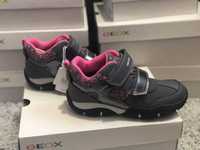 НАМАЛЕНИ!!! GEOX детски зимни обувки за момиче.Размери EU 32, 33 и 34