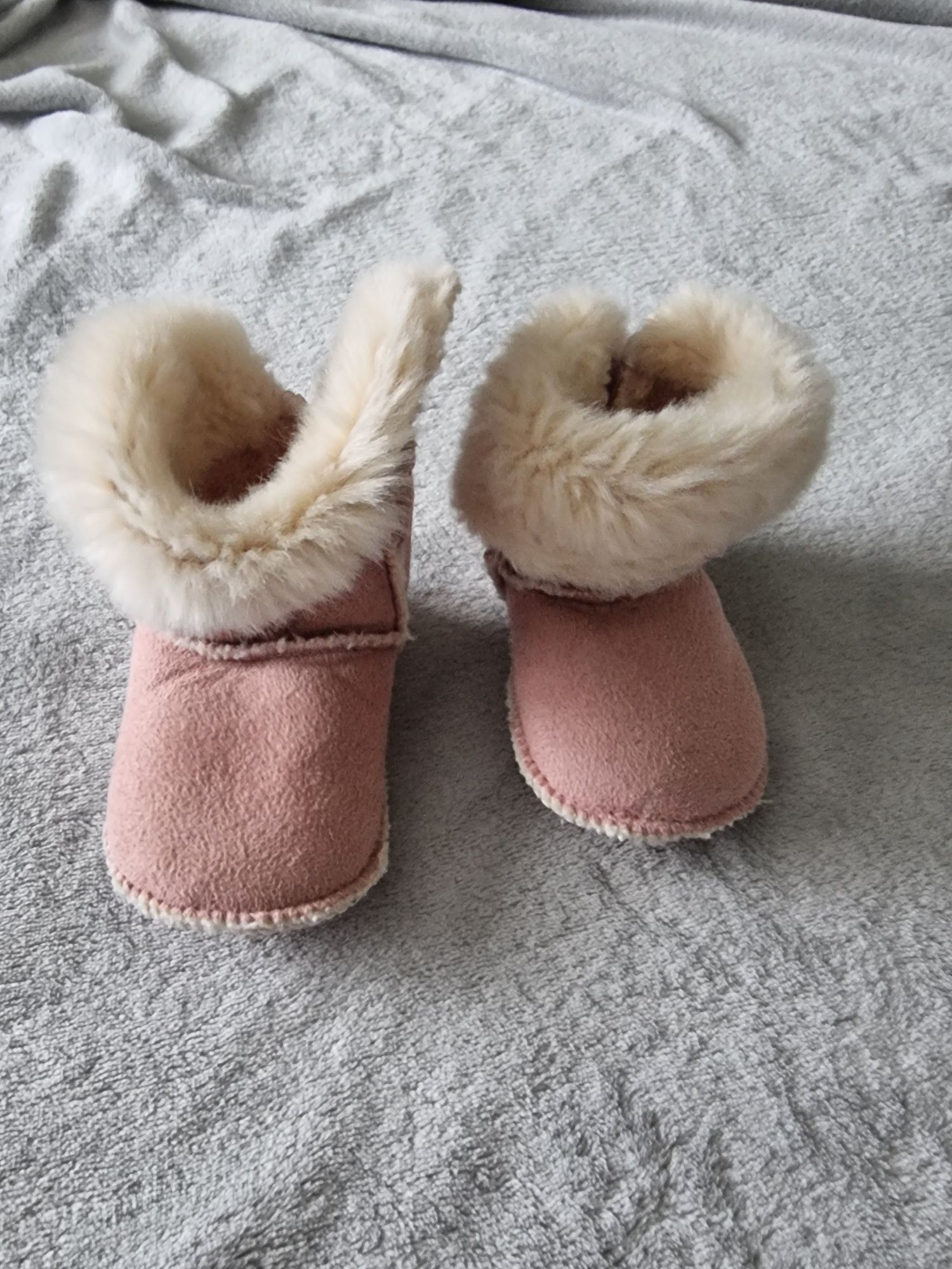 H&M бебешки буики 16/17 р-р (11,5см)
