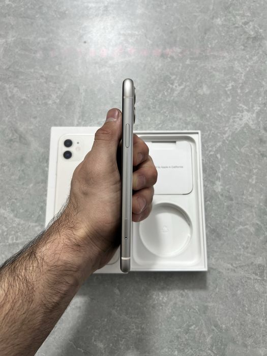 iPhone 11 128GB White