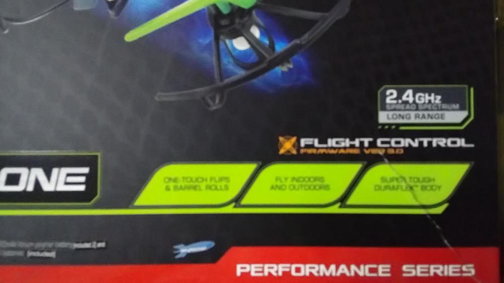 ДРОН- Sky Viper s670 Stunt Drone - 2.4 GHz Черен / Зелен - НОВ!